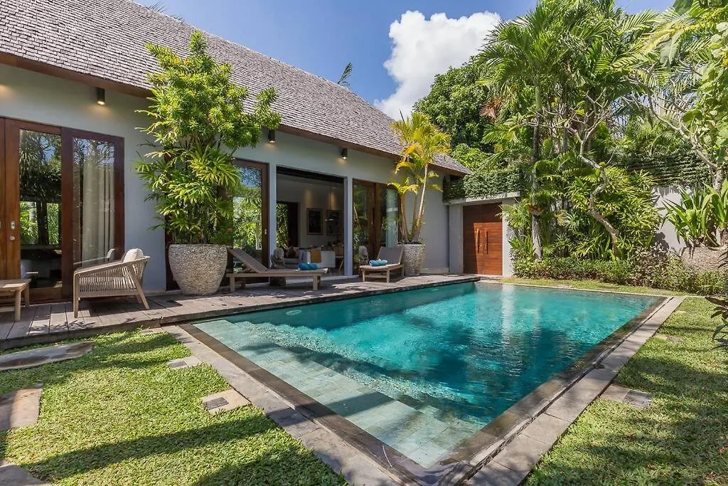 Eshara 21 Our Luxury 5Br Villa Escape And Huge Pool Oberoi Beach Seminyak