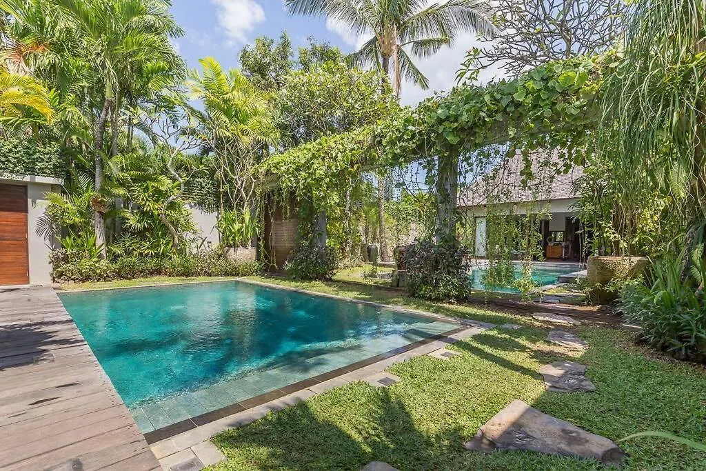 Eshara 21 Our Luxury 5Br Villa Escape And Huge Pool Oberoi Beach Seminyak